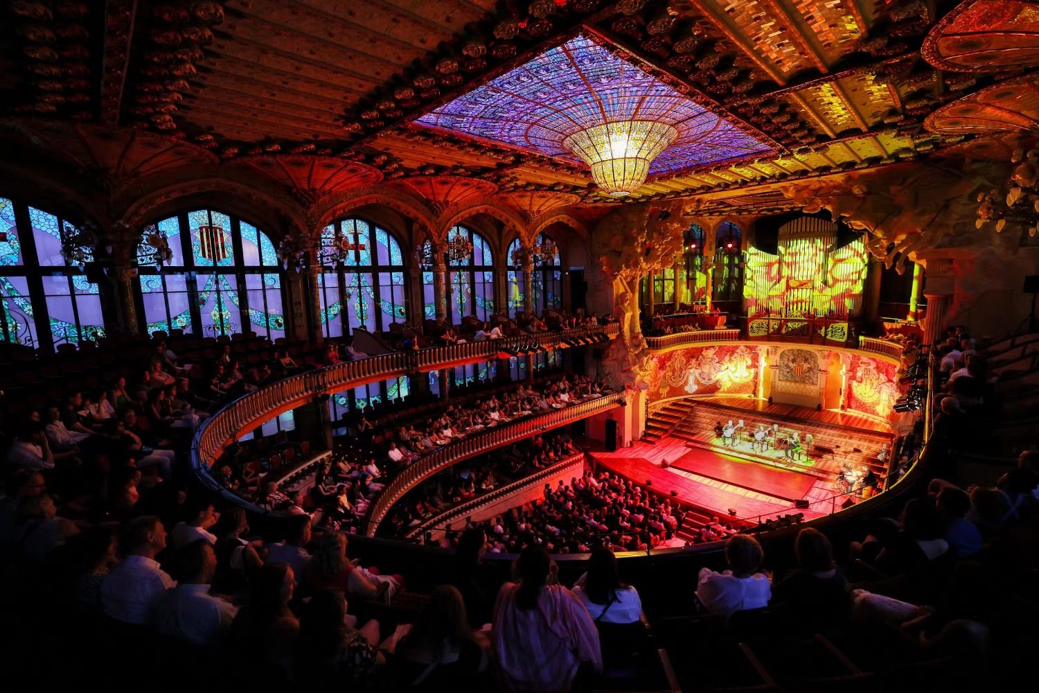 Jugendstil-Konzertsaal des Palau de la Música in Barcelona
